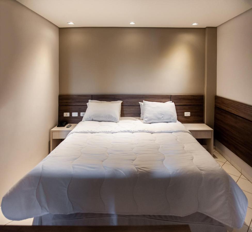 London Hotel Londrina Exterior foto