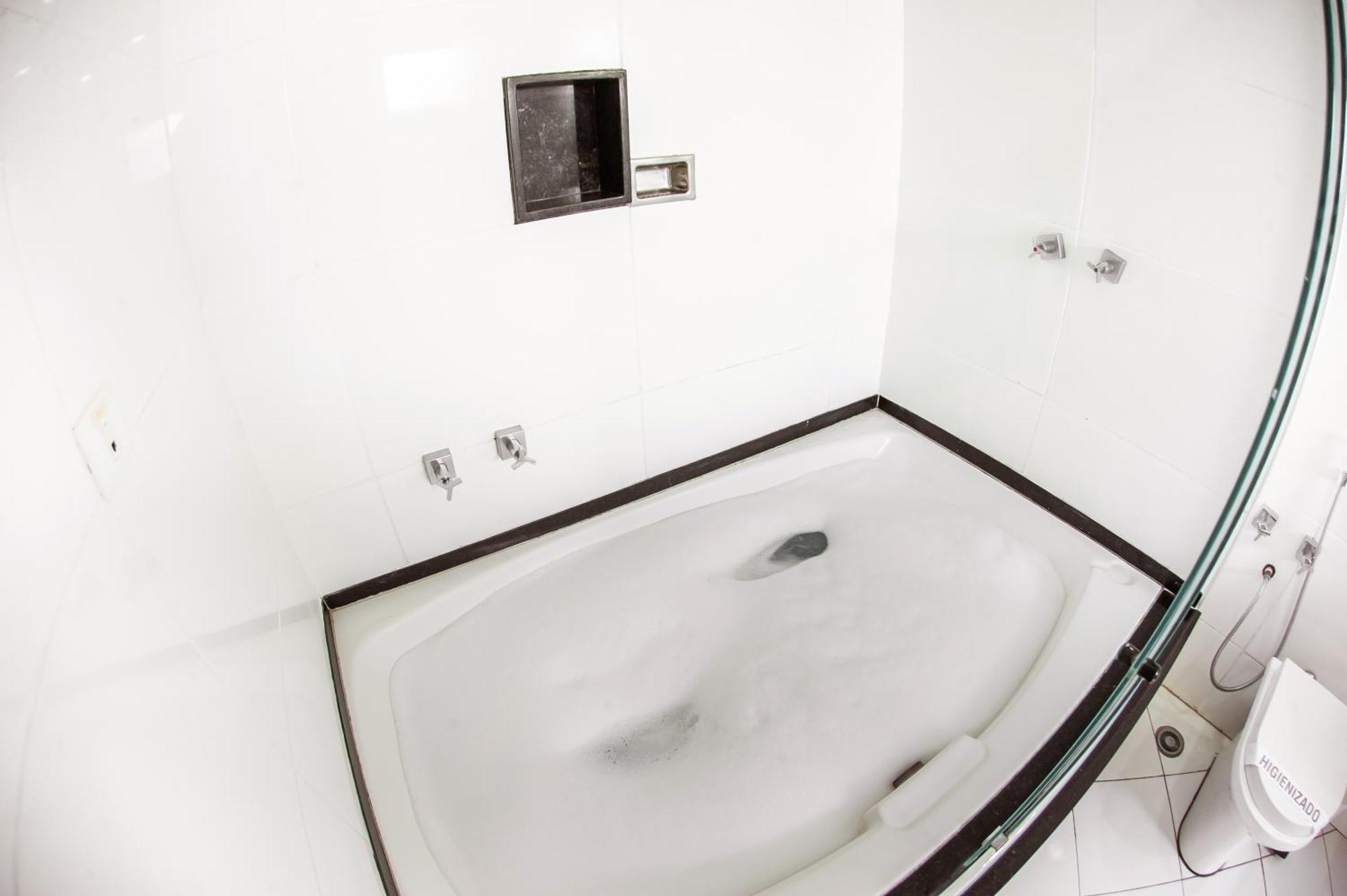 London Hotel Londrina Zimmer foto